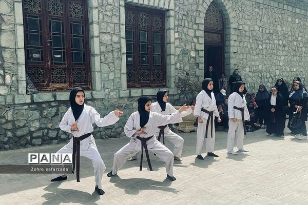 مراسم افتتاحیه کانون فرهنگی تربیتی شهید حاج قاسم سلیمانی در رودهن