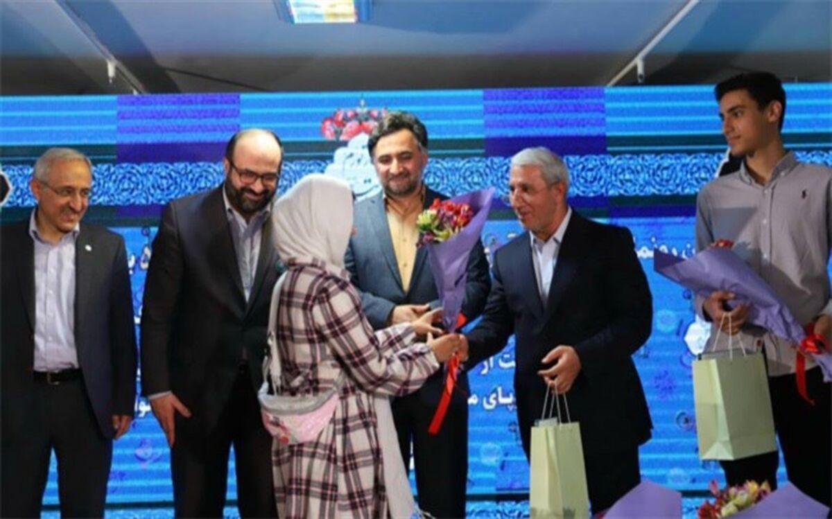 قدردانی بنیاد ۱۵ خرداد از دانش‌آموزان  ایده‌پرداز حوزه توانبخشی