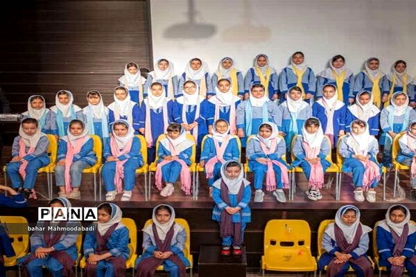 همایش شاهنامه خوانی کودکان و نوجوانان کرمانشاهی