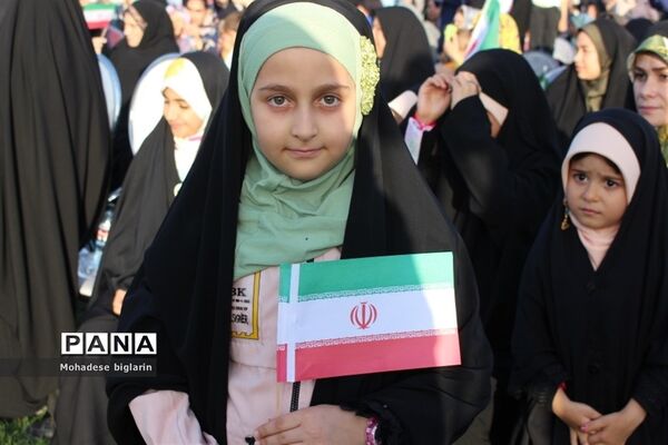 اجتماع بزرگ «سلام فرمانده ۲» با اجرای ابوذر روحی در کرمانشاه