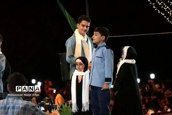 مراسم استقبال از خادمان حرم مطهر امام رضا(ع) در شهرستان آباده