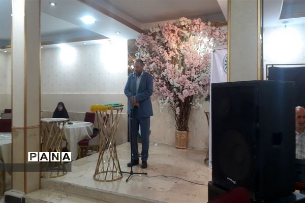 آیین تقدیر از مربیان سازمان دانش‌آموزی استان البرز