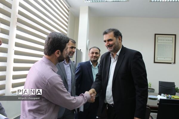 آیین معارفه و تکریم رئیس اداره فرهنگی هنری و فضاهای پرورشی شهر تهران
