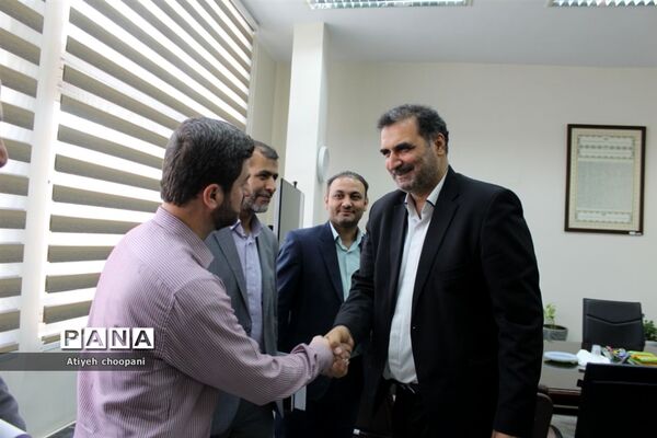 آیین معارفه و تکریم رئیس اداره فرهنگی هنری و فضاهای پرورشی شهر تهران