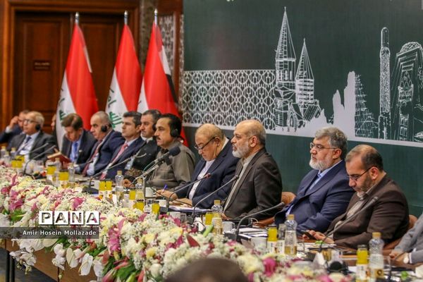 نخستین نشست استانداران مرزی جمهوری اسلامی ایران و اقلیم کردستان عراق در ارومیه