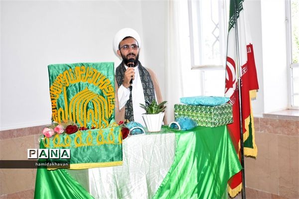 حضور خدام حرم رضوی درهنرستان کارو دانش الزهرای بهاباد