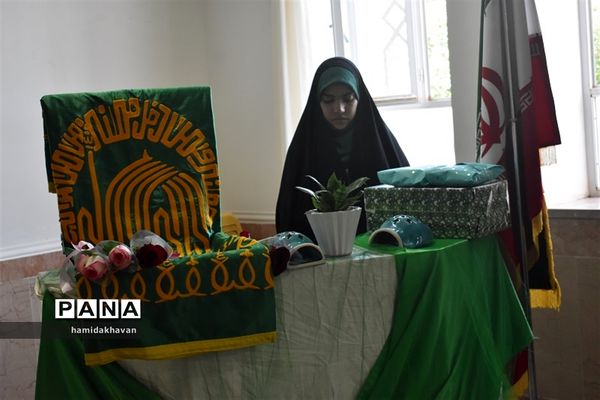 حضور خدام حرم رضوی درهنرستان کارو دانش الزهرای بهاباد