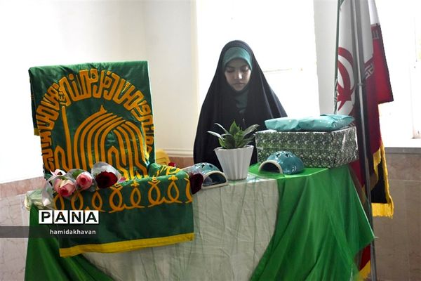 حضور خدام حرم رضوی درهنرستان کارو دانش الزهرای بهاباد