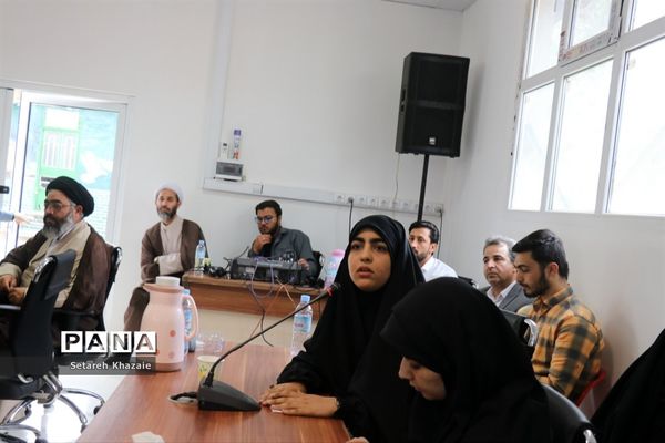 نشست تشکل‌های دانش‌آموزی خراسان رضوی با وزیر آموزش و پرورش