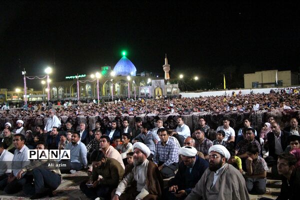 ‌جشن باشکوه زیر سایه خورشید در امامزاده سید جعفر یزد