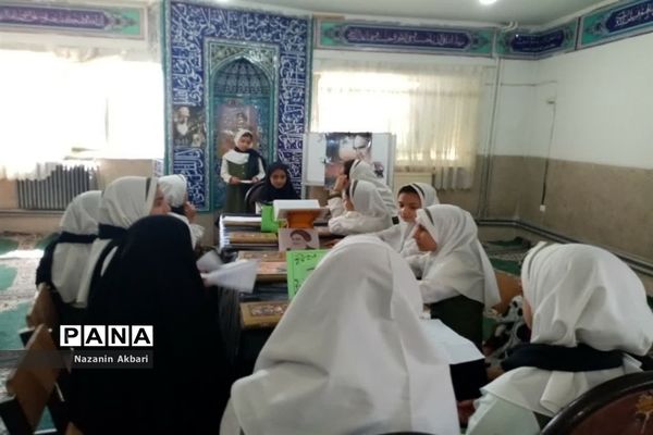 نشست بصیرتی سالگرد ارتحال امام خمینی(ره) در آموزشگاه الله‌اکبر اسلامشهر