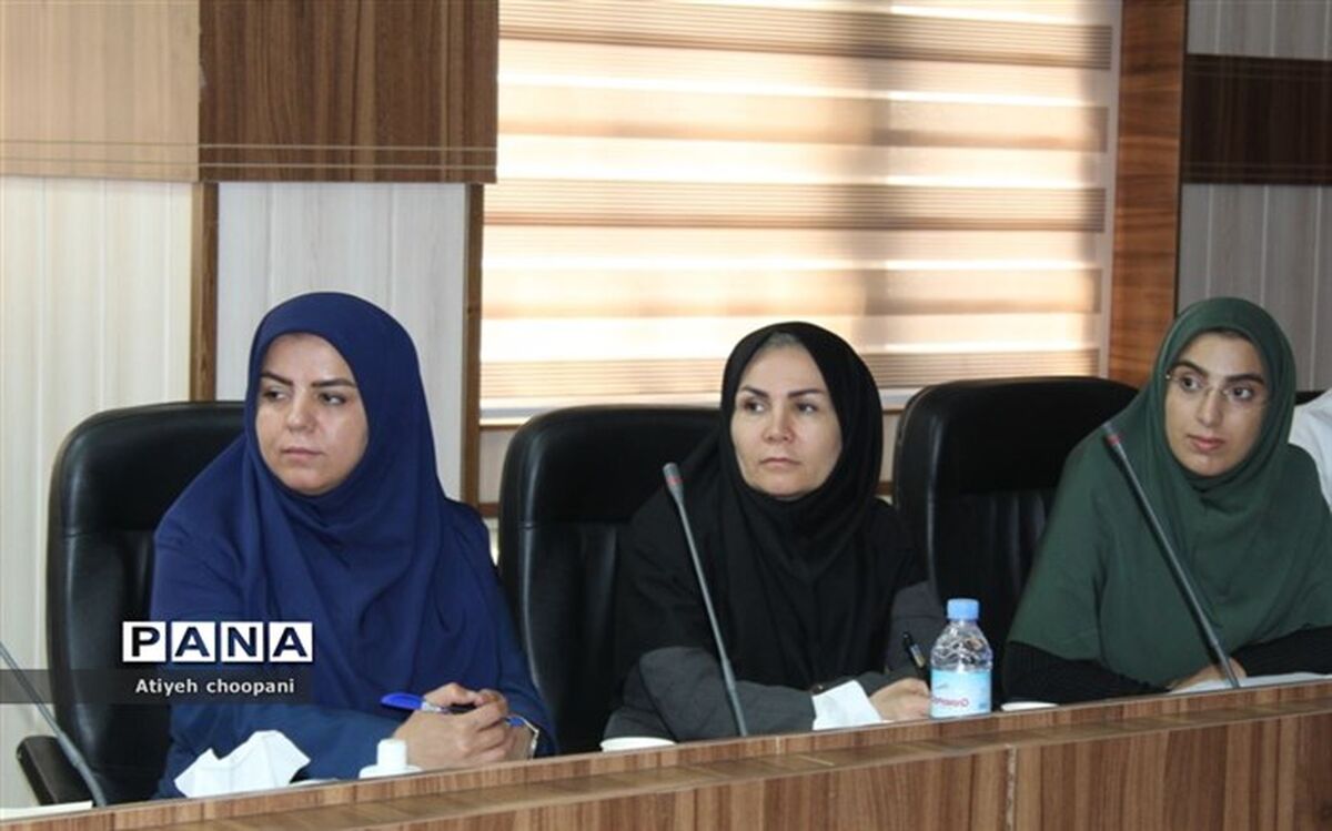 کارگاه تخصصی بررسی تحلیل آزمون غربالگری نماد ویژه مقطع ابتدایی برگزار شد