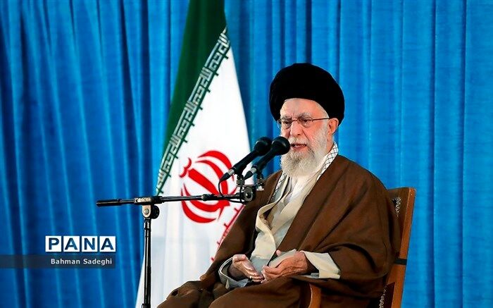ایمان و امید عامل نرم افزاری امام(ره) برای ایجاد ۳ تحول بزرگ