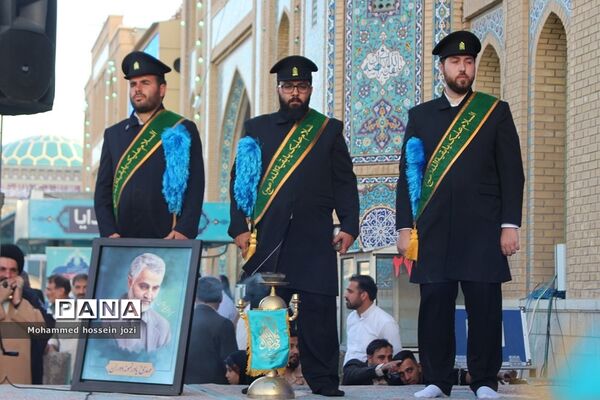 گردهمایی طلایه‌داران ساخت صحن و شبستان حضرت زینب کبری (س) در کربلا