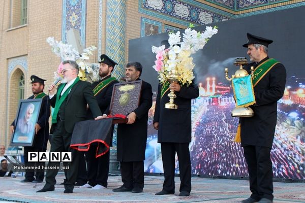 گردهمایی طلایه‌داران ساخت صحن و شبستان حضرت زینب کبری (س) در کربلا