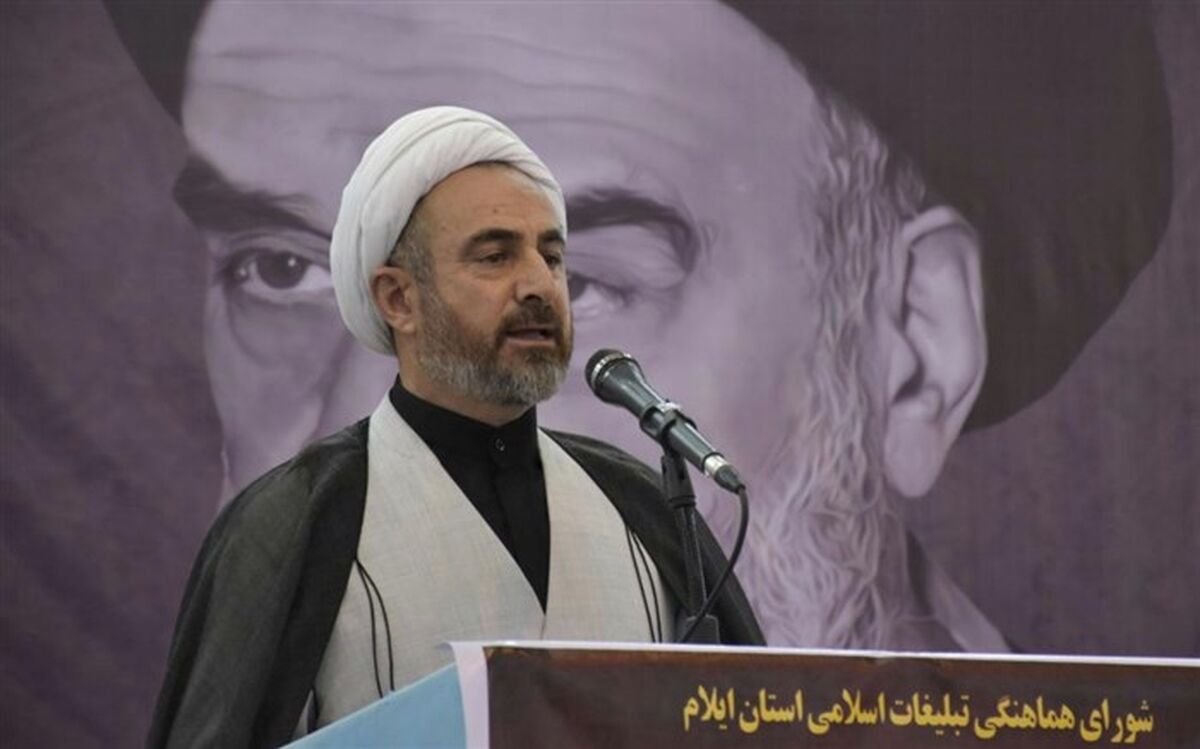 امام خمینی (ره) در معنویت و عرفان سرآمد زمان خود بود