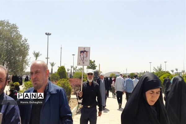 حضور دانش‌آموزان پاکدشت در مراسم رحلت امام‌خمینی (ره)