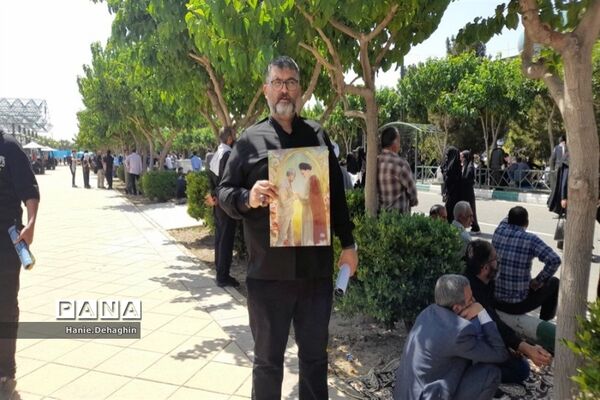حضور دانش‌آموزان پاکدشت در مراسم رحلت امام‌خمینی (ره)