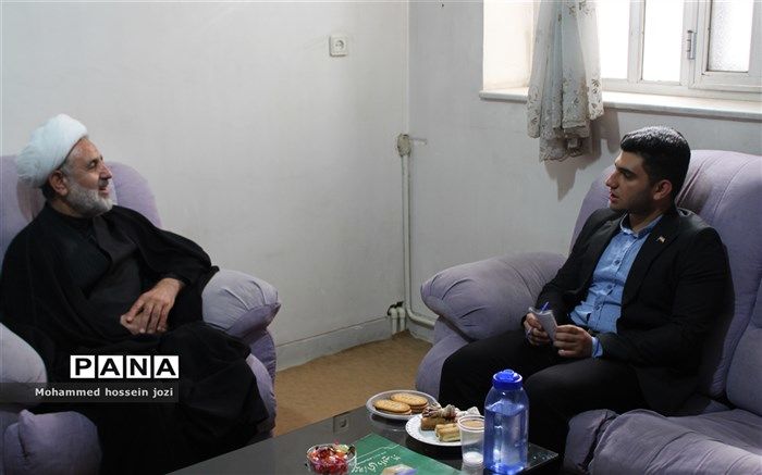 پیگیری مسائل دانش‌آموزان در دیدار با نایب رییس مجلس شورای اسلامی