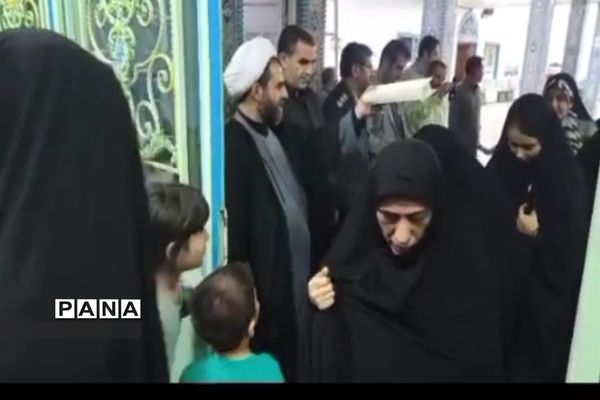 اعزام اولین کاروان زیارتی شهرستان طارم به حرم امام خمینی(ره)