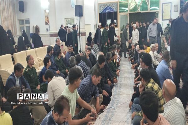 مراسم ارتحال امام خمینی(ره) و یادواره ۴۶ شهید محله‌ مسجد امام رضا(ع) در کاشمر
