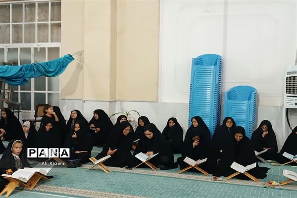 گرامیداشت سالگرد ارتحال امام خمینی( ره ) و قیام ۱۵ خرداد در شهرستان خاتم