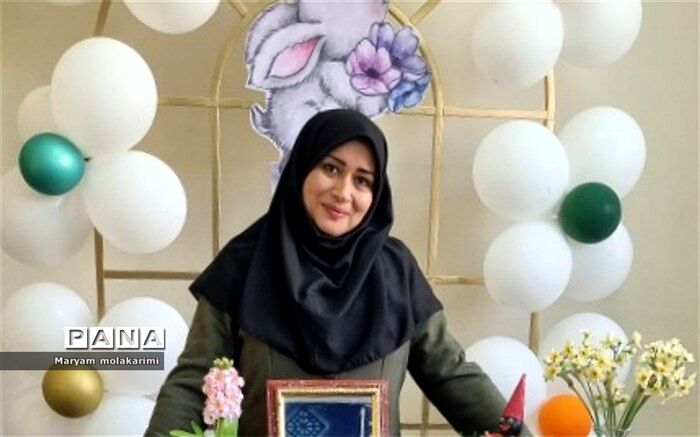 نیروی انسانی شاغل در مدارس و مراکز غیردولتی باید دارای صلاحیت حرفه‌ای‌ باشند