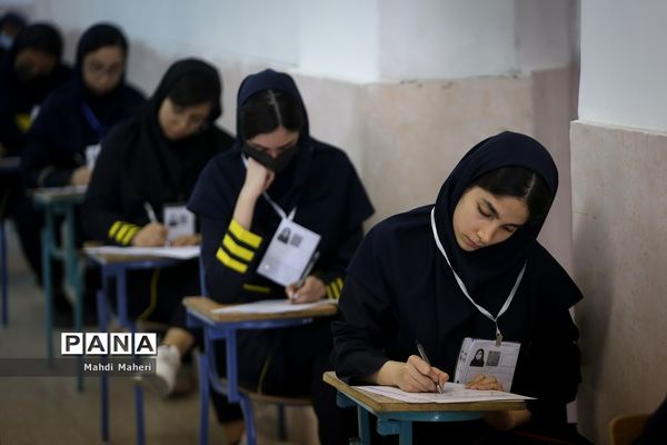 امتحانات نهایی مقطع متوسطه در قاب  تصویر