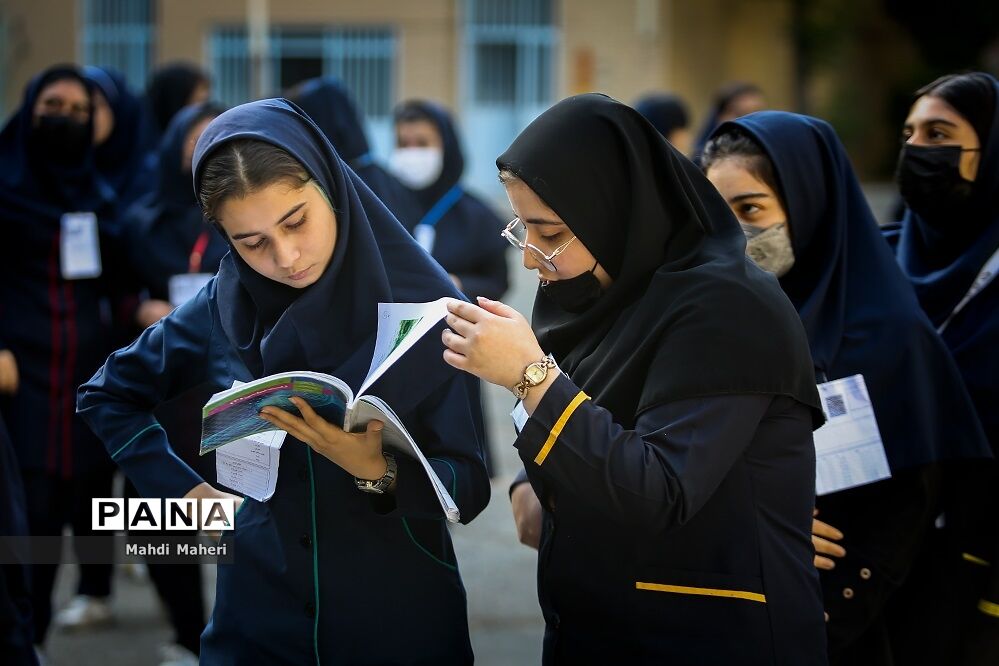 امتحانات نهایی مقطع متوسطه در قاب  تصویر