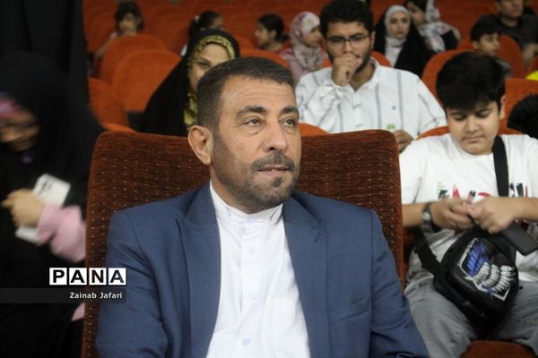 طرح سینما مهر در بوشهر با اکران فیلم سینمایی غریب