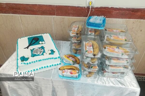 جشن تکلیف در دبستان برکت آبعلی رودهن در پایان سال تحصیلی