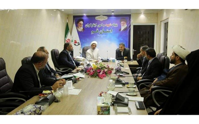جلسه بررسی شیوهای ثبت نام مدارس شاهد قم
