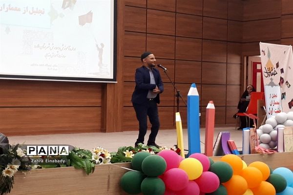 برگزاری همایش معماران خشت اول در ملارد