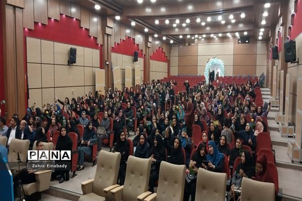 برگزاری همایش معماران خشت اول در ملارد