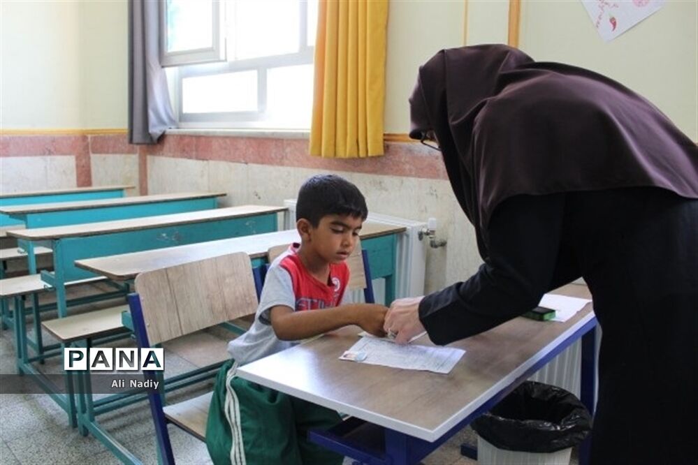 سنجش دانش‌‍آموزان برای ورود به دبستان در شهر جوادآباد