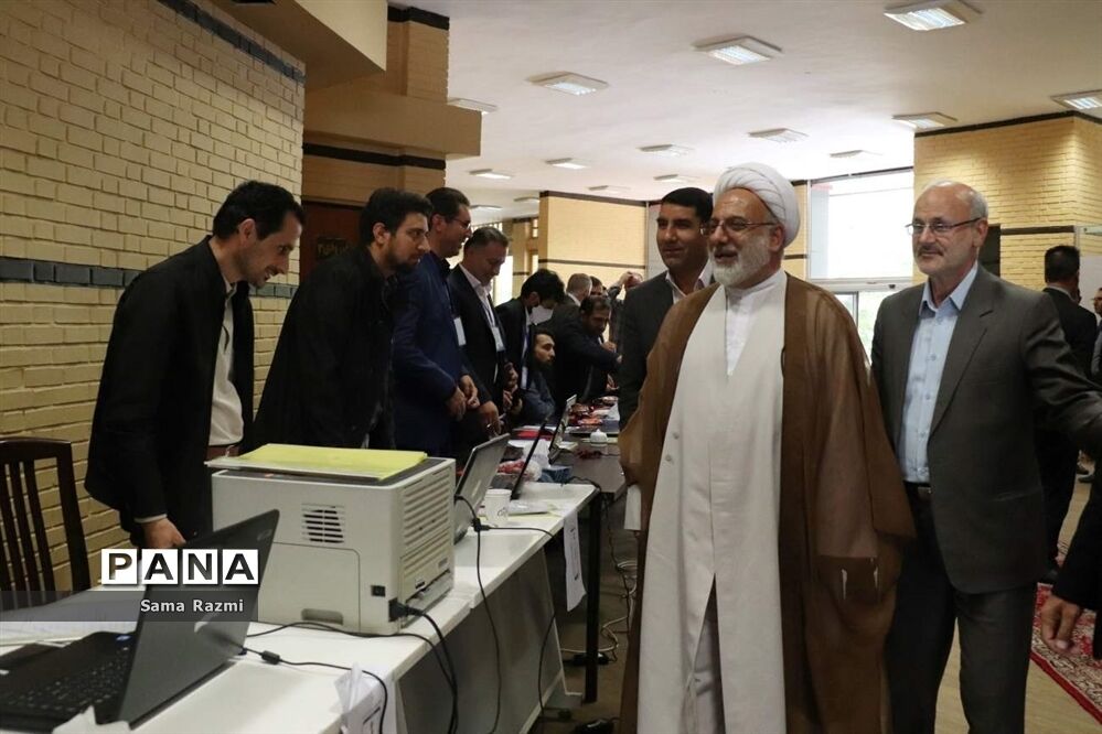میز خدمت و ارتباطات مردمی آموزش و پرورش