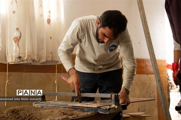 برگزاری اردوی جهادی «دو جبهه یک جهاد» بسیج دانشجویی دانشگاه فرهنگیان یزد در شهرستان خاتم