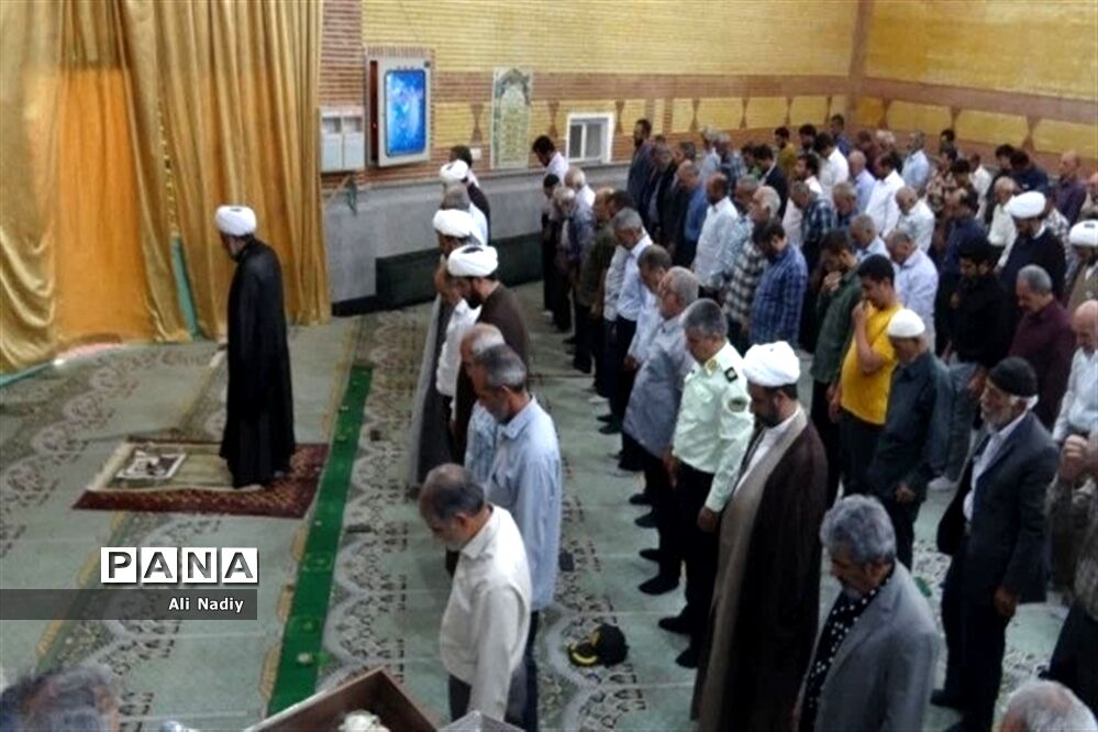 نماز جمعه شهر جوادآباد باحضور مدیرکل آموزش و پرورش شهرستان‌های استان تهران