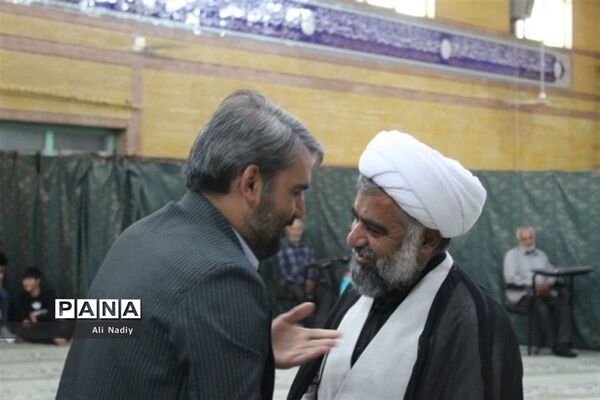 نماز جمعه شهر جوادآباد باحضور مدیرکل آموزش و پرورش شهرستان‌های استان تهران