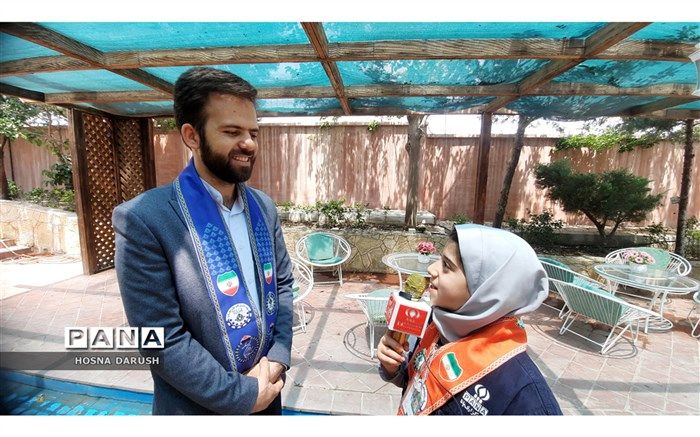 جشنواره مفاخر یک فعالیت مدرسه محور است