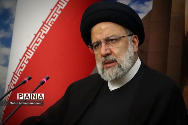 نشست خبری رئیس‌جمهوری در تبریز