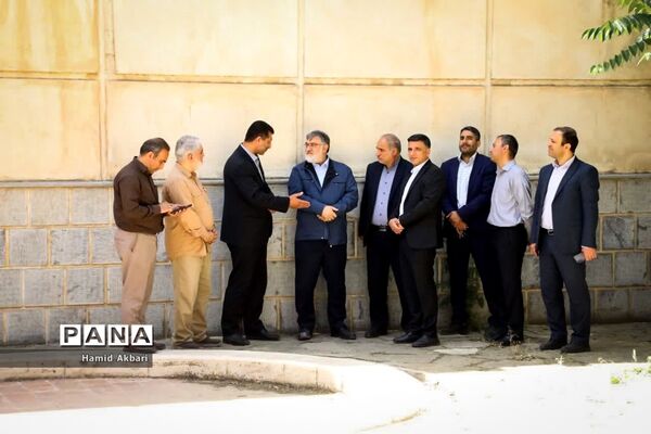 بازدید استاندار آذربایجان‌ غربی از مکان‌های تاریخی ارومیه
