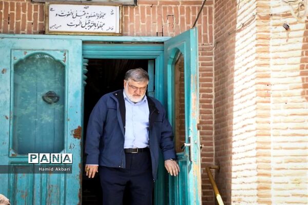 بازدید استاندار آذربایجان‌ غربی از مکان‌های تاریخی ارومیه
