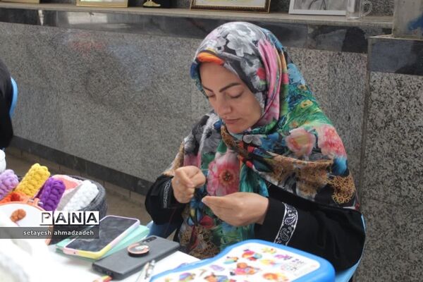 نمایشگاه صنایع‌ دستی در گلوگاه