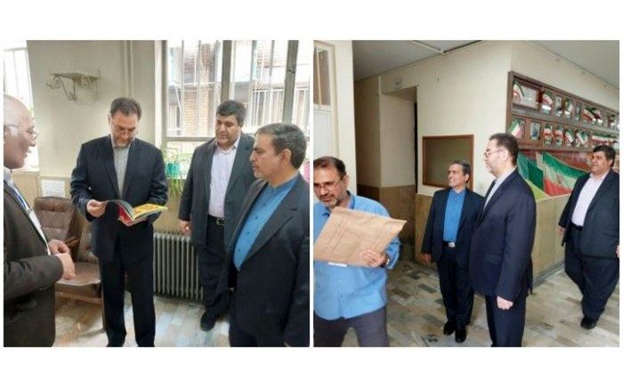 بازدید مدیرکل آموزش و پرورش شهر تهران از حوزه های اجرا و تصحیح الکترونیک امتحانات نهایی منطقه ۱۵