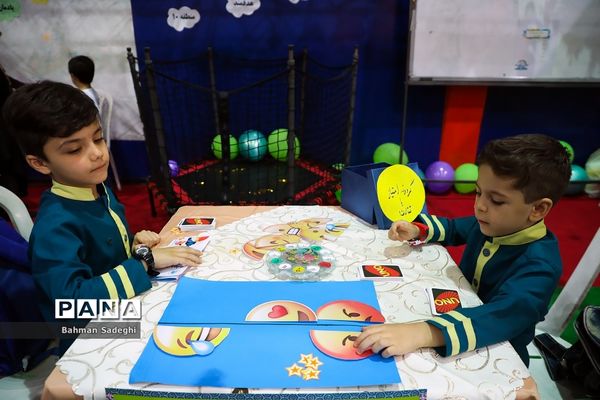 نمایشگاه دستاوردهای توانمندی دانش‌آموزان و معلمان شهر تهران