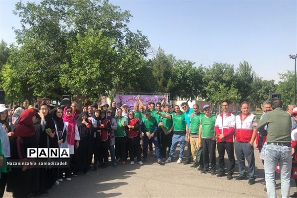 ورزش صبحگاهی خانوادگی در شهرستان‌ قرچک