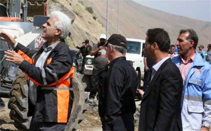 امدادرسانی به حادثه‌دیدگان سیل جاده کرج - چالوس