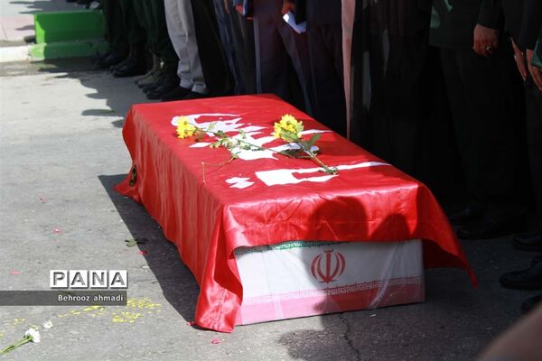 آیین تشییع شهید مدافع امنیت «سجاد امیری» در کرمانشاه