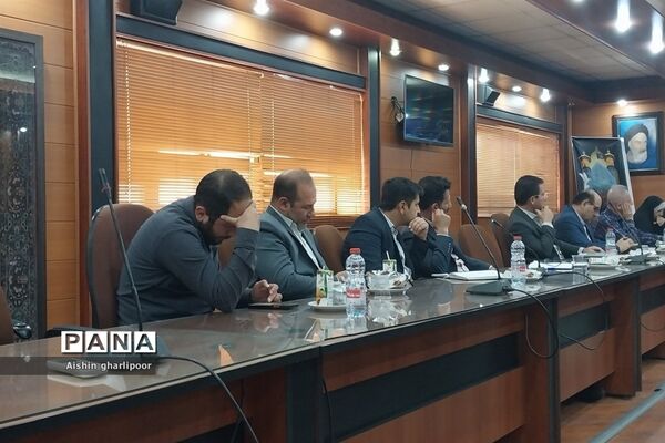 برگزاری جلسه ستاد اوقات فراغت استان فارس و آغاز فعالیت پایگاه‌های تابستانه